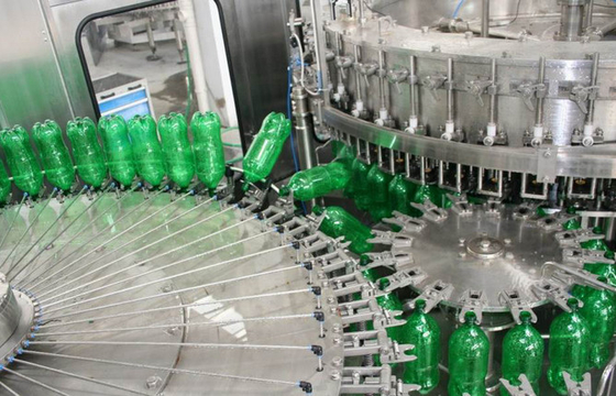 Stainless Steel Small Carbonated Drink Filling Machine 380V ISO Certification